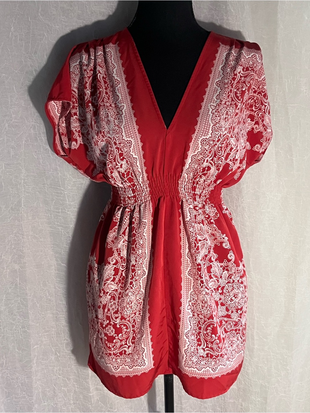 Forever 21 red & white printed smocked tunic